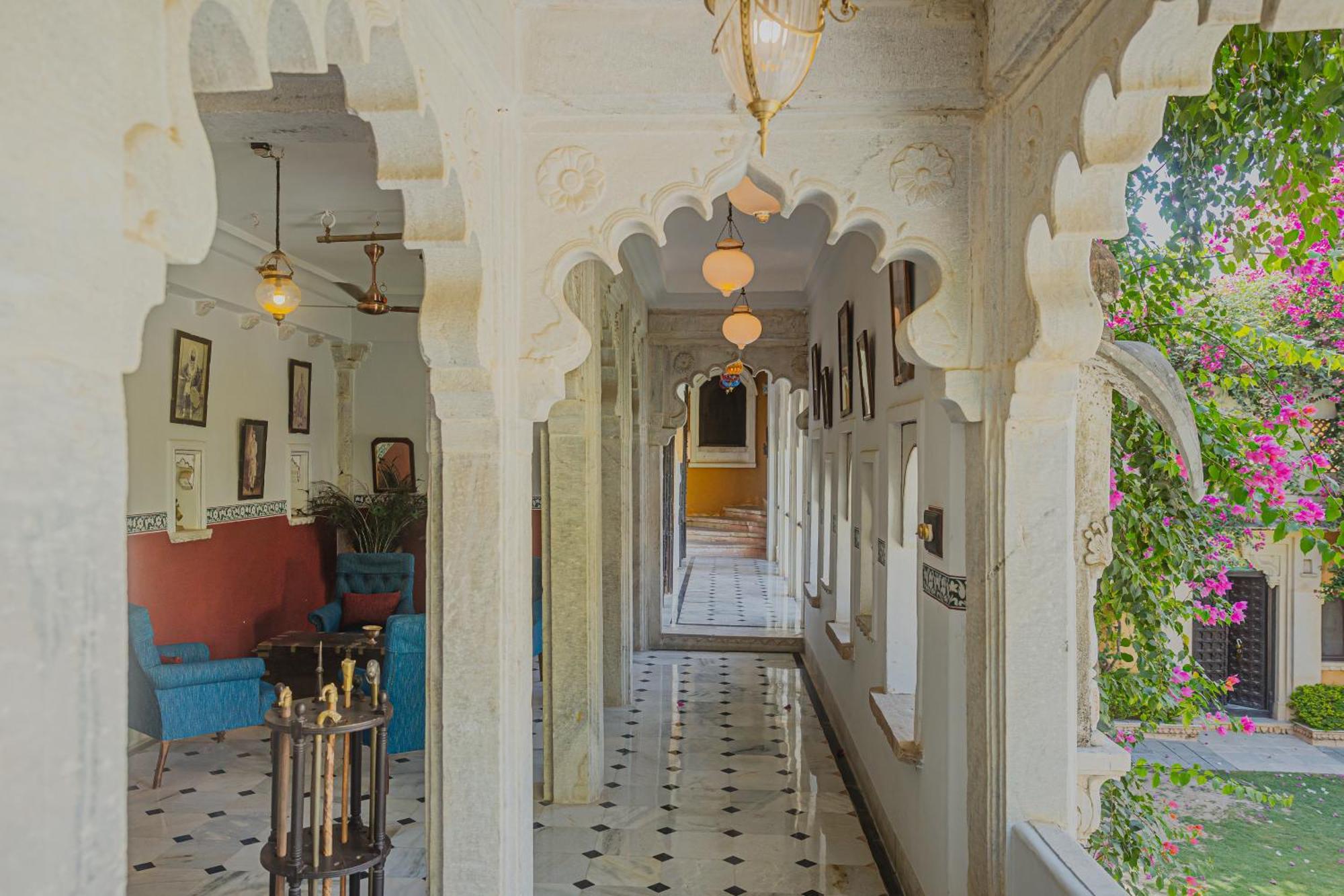 The Rawla Narlai - A Luxury Heritage Stay In Leopard Country Exterior photo