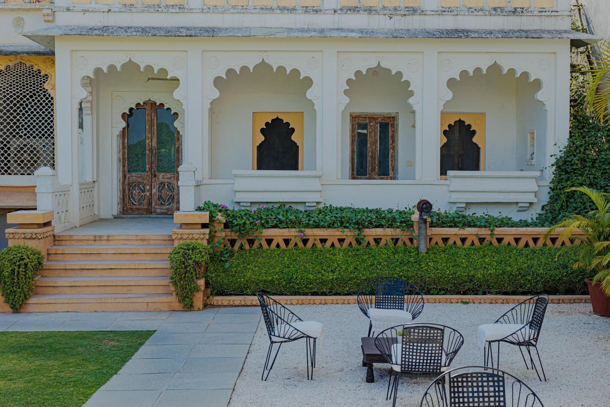 The Rawla Narlai - A Luxury Heritage Stay In Leopard Country Exterior photo